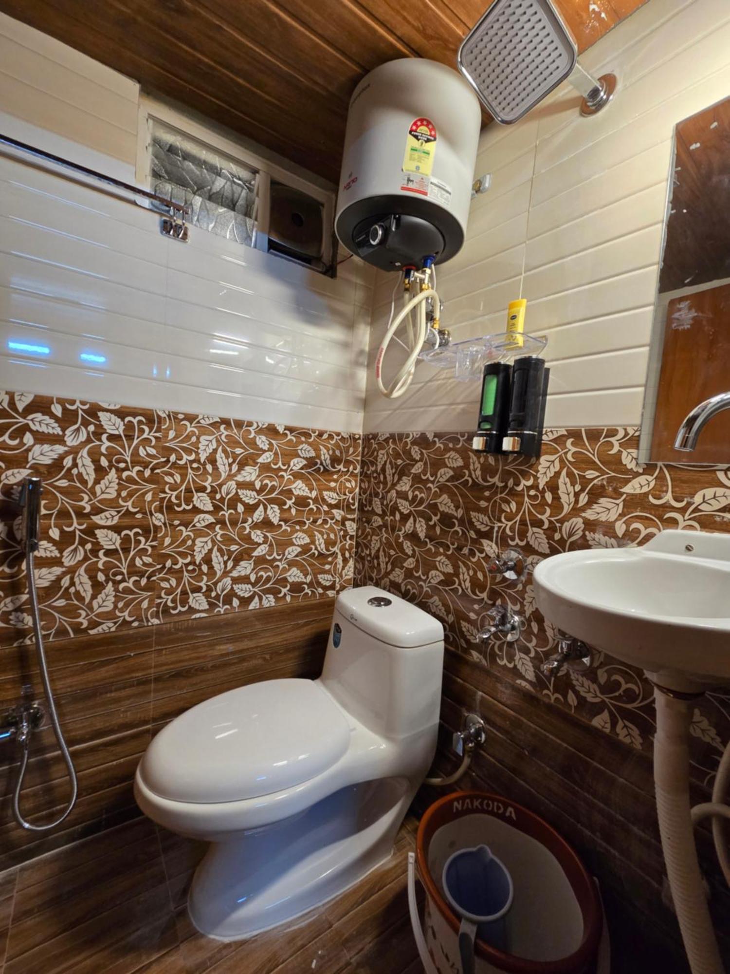 שמשבאד Barla'S Home Stay מראה חיצוני תמונה